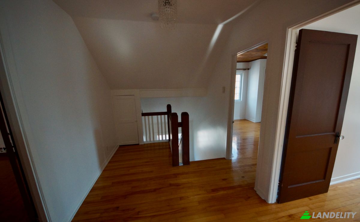 Townhouse for Rent 1985 Chem du Bord-du-Lac-Lakeshore, Dorval, Montreal, Quebec, Canada, QC H9S 2G2. Photo 10