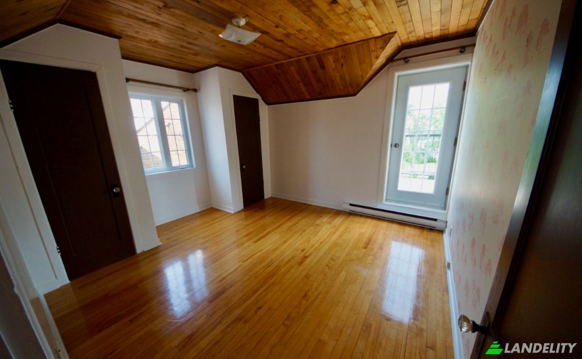 Townhouse for Rent 1985 Chem du Bord-du-Lac-Lakeshore, Dorval, Montreal, Quebec, Canada, QC H9S 2G2. Photo 11