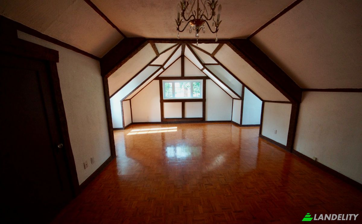 Townhouse for Rent 1985 Chem du Bord-du-Lac-Lakeshore, Dorval, Montreal, Quebec, Canada, QC H9S 2G2. Photo 17