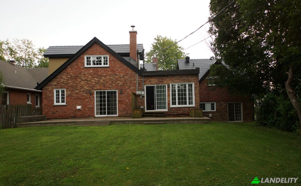 Townhouse for Rent 1985 Chem du Bord-du-Lac-Lakeshore, Dorval, Montreal, Quebec, Canada, QC H9S 2G2. Photo 3