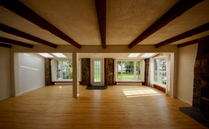 Townhouse for Rent 1985 Chem du. Photo#4