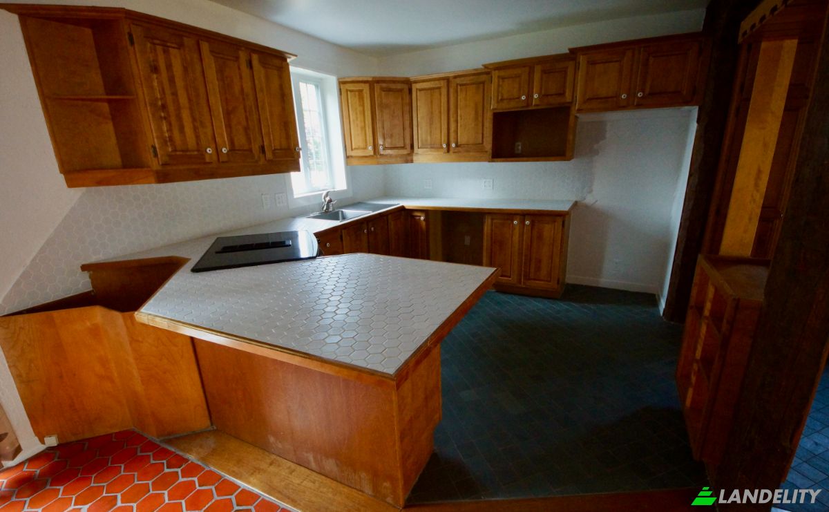Townhouse for Rent 1985 Chem du Bord-du-Lac-Lakeshore, Dorval, Montreal, Quebec, Canada, QC H9S 2G2. Photo 7