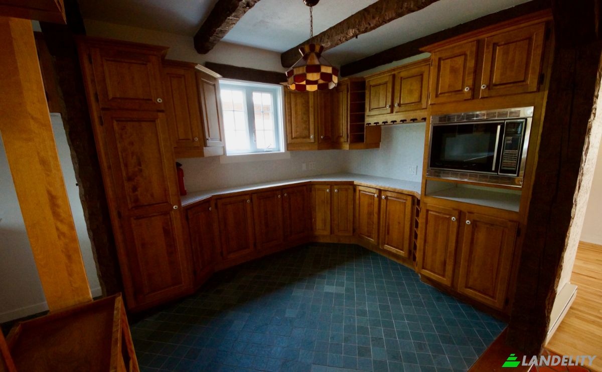 Townhouse for Rent 1985 Chem du Bord-du-Lac-Lakeshore, Dorval, Montreal, Quebec, Canada, QC H9S 2G2. Photo 8