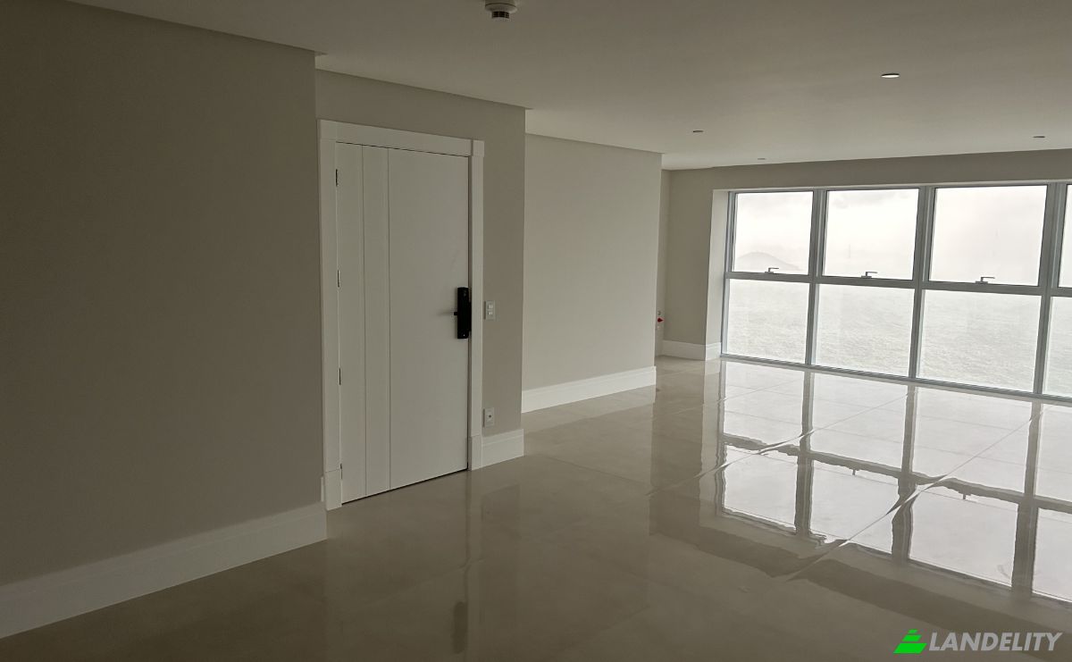 Apartment for Sale Av Atlantica, Barra Sul, Balneario Camboriu, State of Santa Catarina, Brazil, 88336. Photo 4