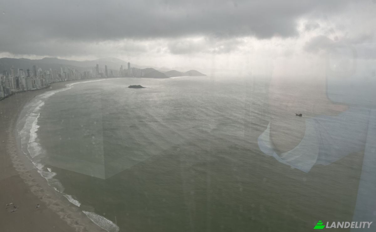 Apartment for Sale Av Atlantica, Barra Sul, Balneario Camboriu, State of Santa Catarina, Brazil, 88336. Photo 10