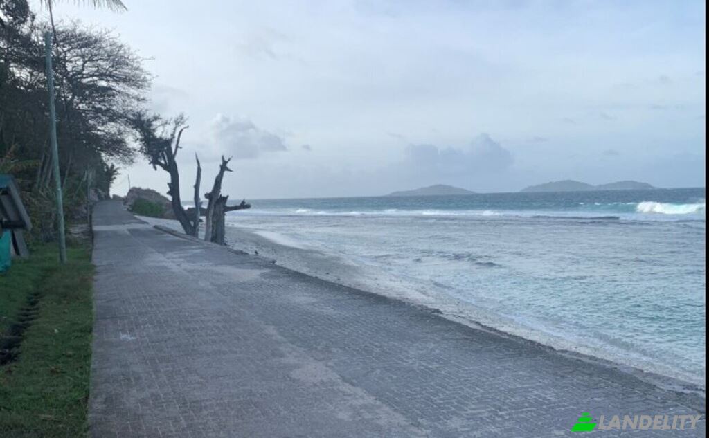 Land Lot for Sale La Passe, La Digue, Seychelles. Photo 3