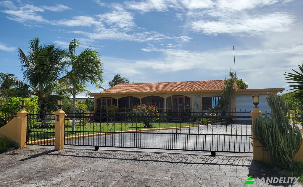 Casa de una sola familia en venta Contrabando Cove, Consejo, Corozal District, Belize. Foto 2
