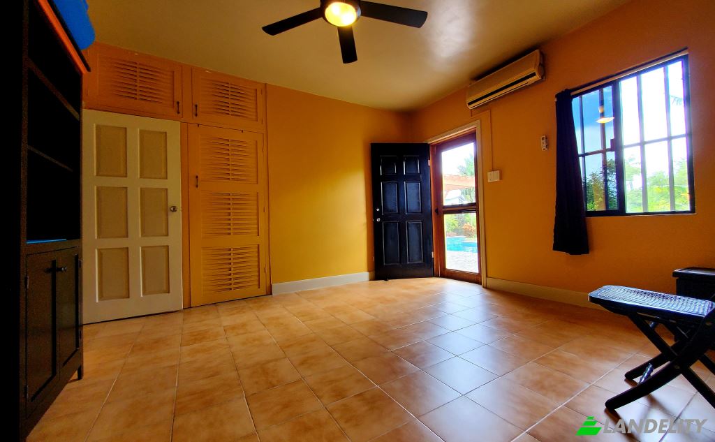 Casa de una sola familia en venta Contrabando Cove, Consejo, Corozal District, Belize. Foto 11