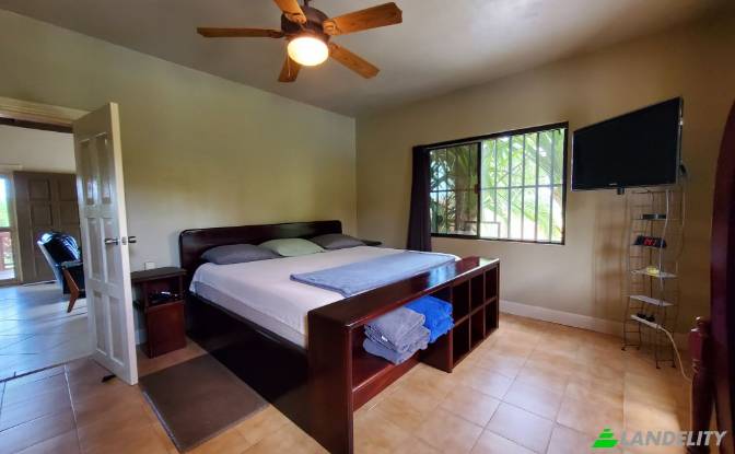 Casa de una sola familia en venta Contrabando Cove. Foto#17