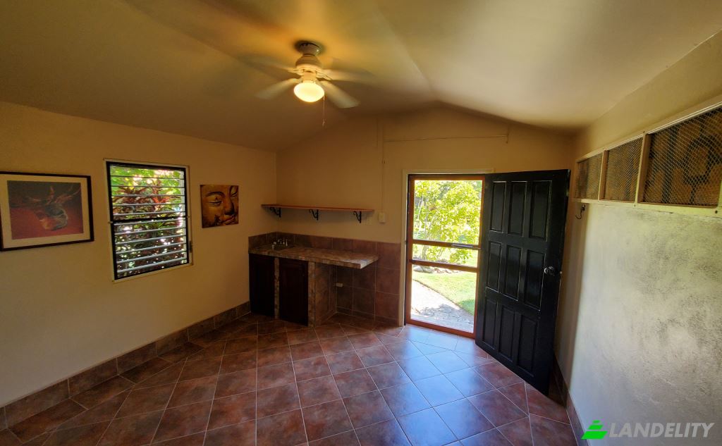 Casa de una sola familia en venta Contrabando Cove, Consejo, Corozal District, Belize. Foto 23