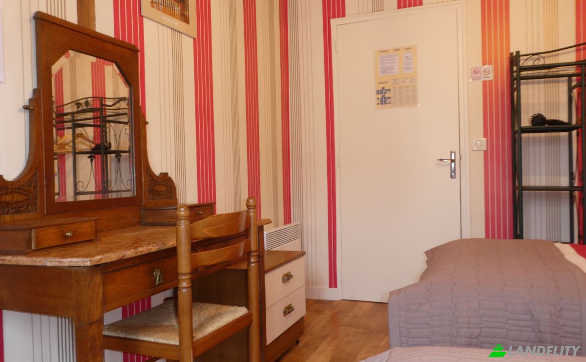 Maison unifamiliale à vendre Rue Grandrue de Babaudus, 87600 Rochechouart, Rochechouart, Haute-Vienne, Nouvelle-Aquitaine, France. Photo 16