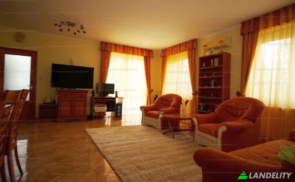 Single Family Home for Sale Aszofo, Balatonfured District, Veszprem, Hungary, Kobolkuti ut. Photo 2