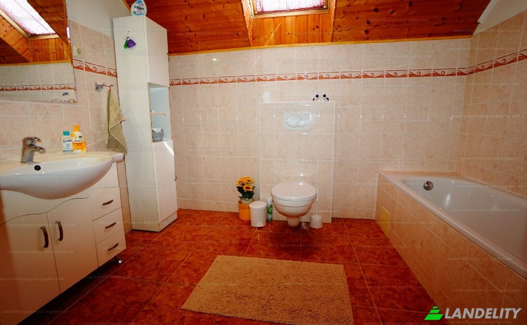 Single Family Home for Sale Aszofo, Balatonfured District, Veszprem, Hungary, Kobolkuti ut. Photo 3