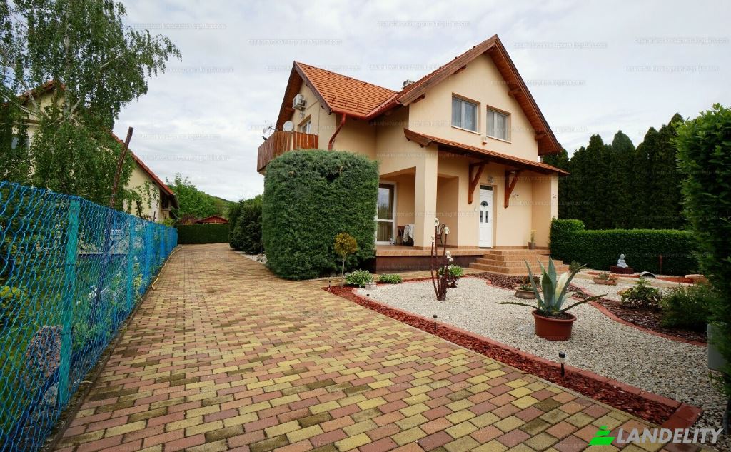 Single Family Home for Sale Aszofo, Balatonfured District, Veszprem, Hungary, Kobolkuti ut. Photo 9