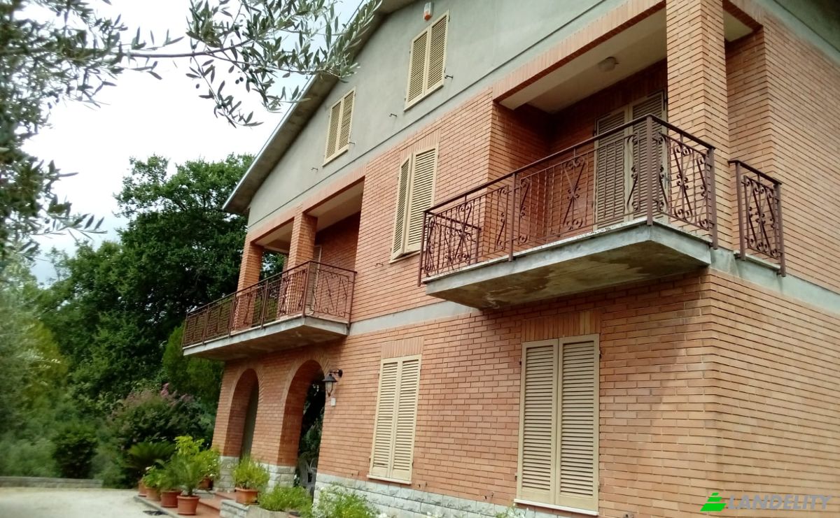 Single Family Home for Sale Via della Caina, 06134 Pianello PG, Pianello, Province of Perugia, Umbria, Italy. Photo 1
