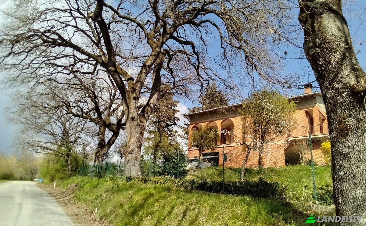 Single Family Home for Sale Via della Caina, 06134 Pianello PG, Pianello, Province of Perugia, Umbria, Italy. Photo 3