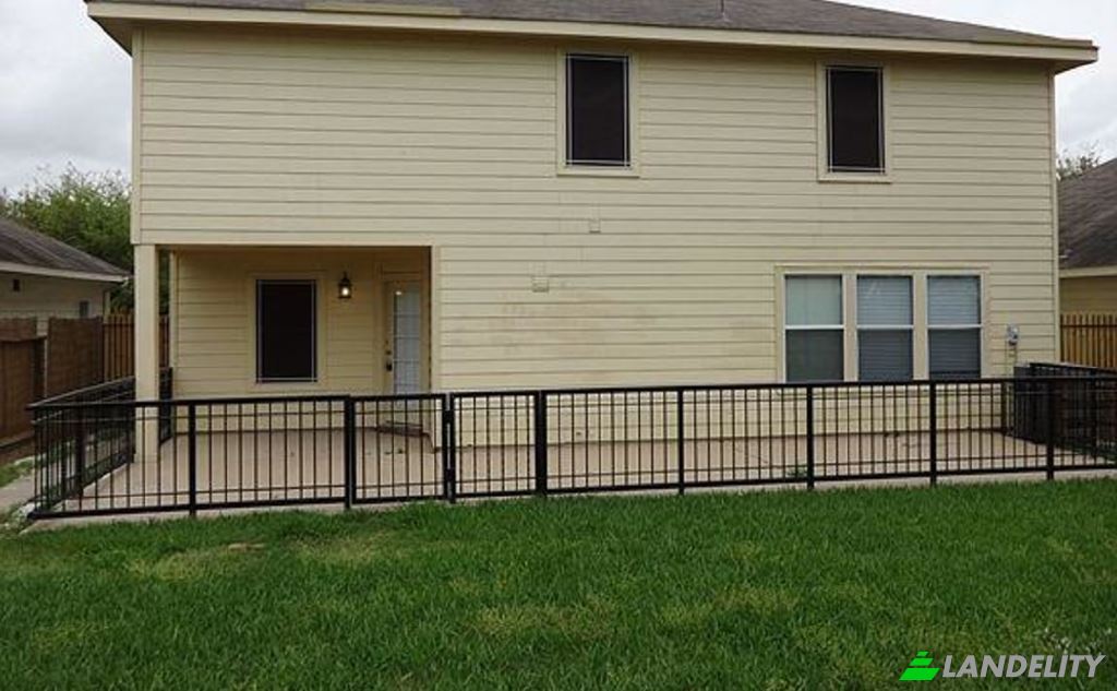Single Family Home for Rent Aloe Ave, Baytown, Harris County, Texas, United States, TX 77521, USA. Photo 2