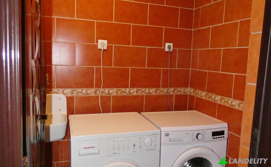 Single Family Home for Sale Budapest, Hungary, Haller. Photo 4