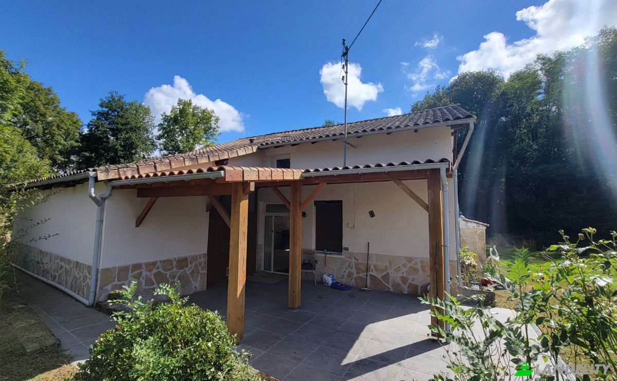 Single Family Home for Sale 6 Chez Botta, 16150 Exideuil-sur-Vienne, Exideuil-sur-Vienne, Charente, Nouvelle-Aquitaine, France. Photo 2