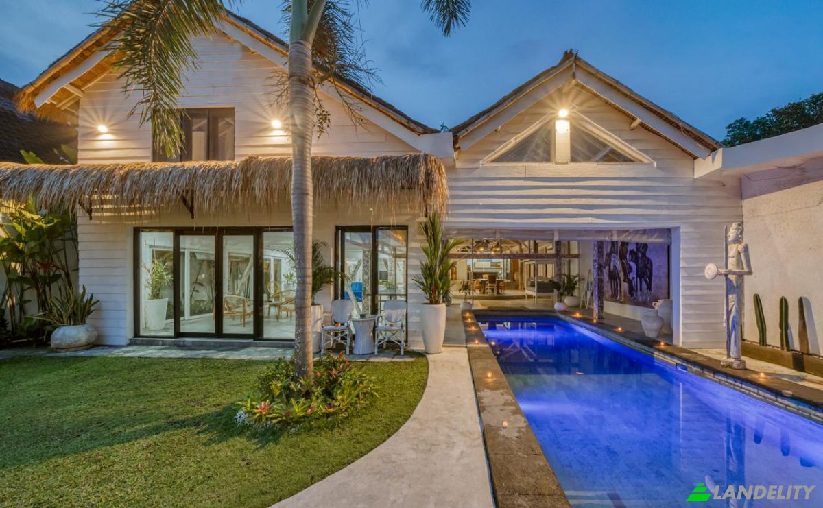 Villa for Sale Jl Pantai Mengening No38, Cemagi, Kec Mengwi, Kabupaten Badung, Bali 80351, Mengwi, Badung Regency, Bali, Indonesia. Photo 2