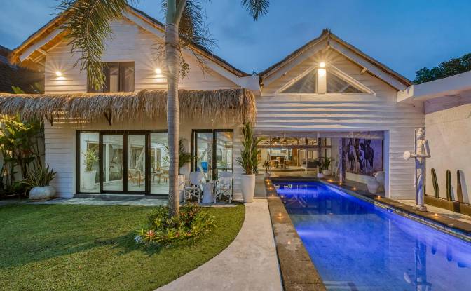Villa for Sale Jl Pantai Mengening No38, Cemagi. Photo#2 Villa for Sale Jl Pantai Mengening No38, Cemagi. Photo#2