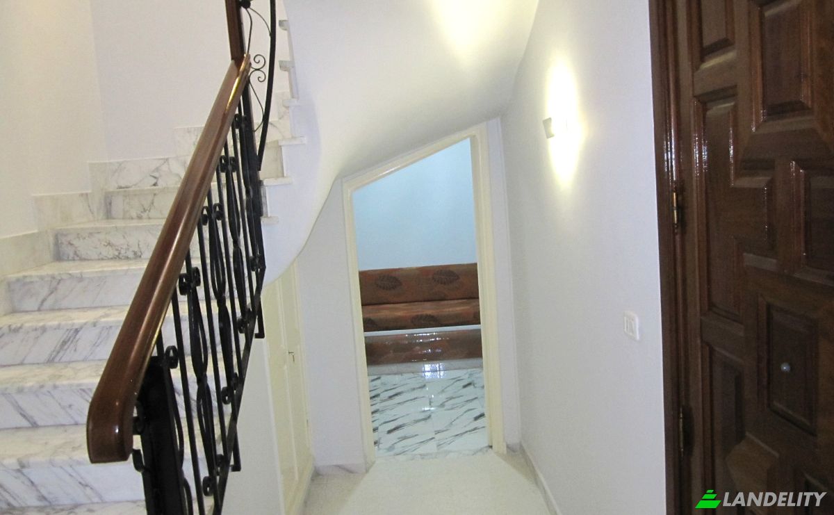 Villa for Sale Rue Ezzouhour, Ariana, Raoued, Ariana Governorate, Tunisia. Photo 6