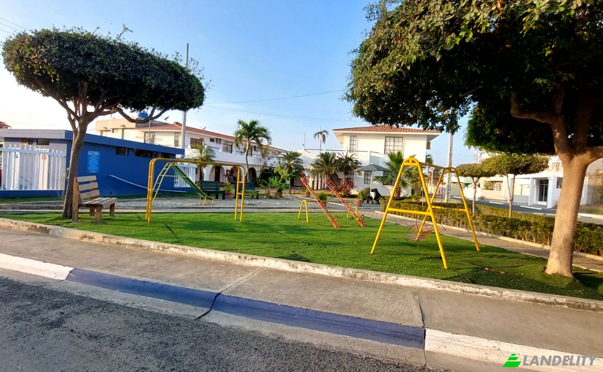 Casa unifamiliare in vendita Malecon, Crucita, Portoviejo Canton, Manabi, Ecuador. Foto 25