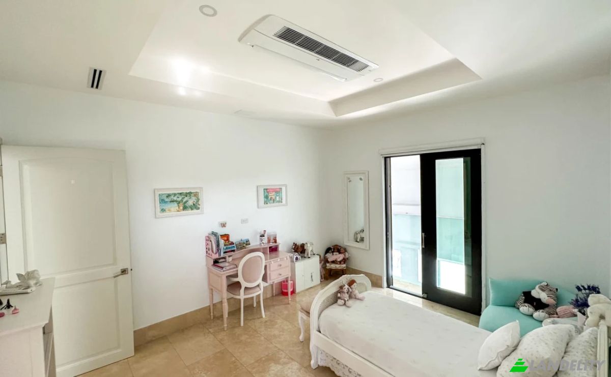 Villa for Sale C 107 A Este 107-11, Panama City, Panama, Panama Province, Provincia de Panama. Photo 12