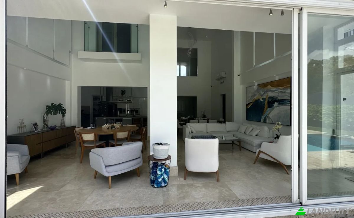 Villa for Sale C 107 A Este 107-11, Panama City, Panama, Panama Province, Provincia de Panama. Photo 3