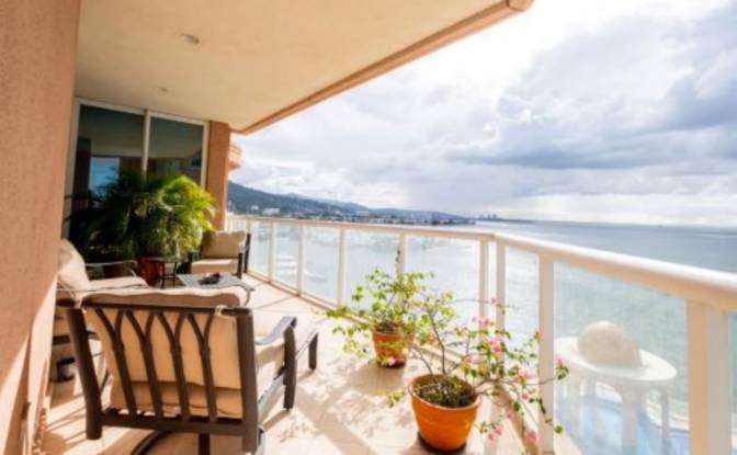 Condo for Sale 8 Atlantic Ave, Glencoe. Photo#1