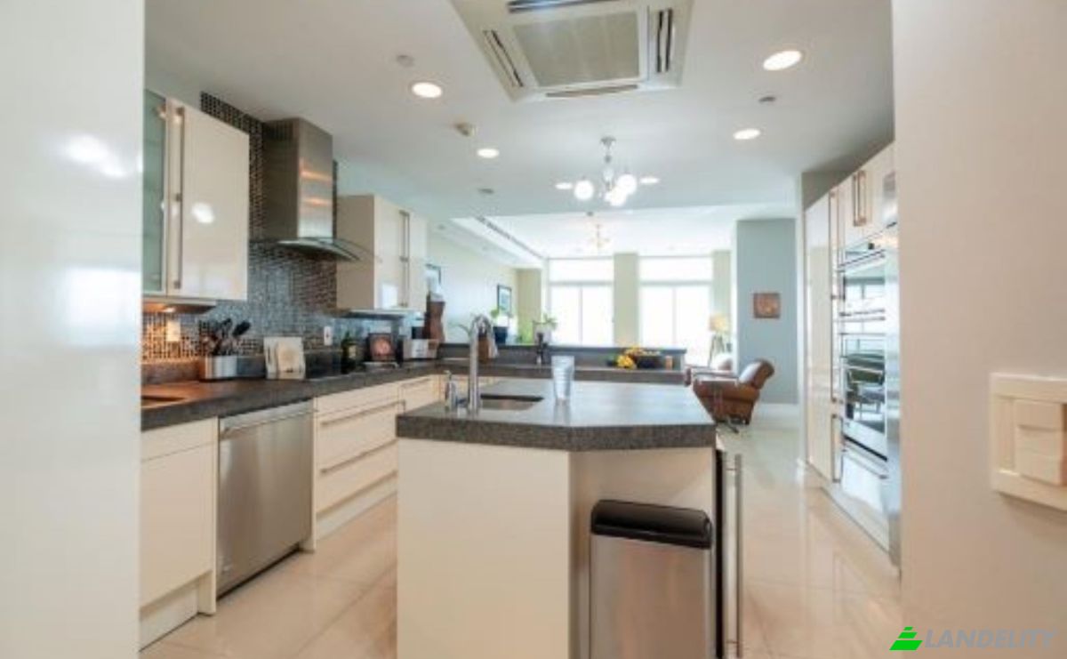 Condo for Sale 8 Atlantic Ave, Glencoe, Diego Martin, Diego Martin Regional Corporation, Trinidad and Tobago. Photo 8
