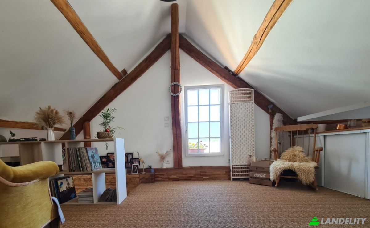 Townhouse for Sale 6 Rue de lAqueduc, 28130 Houx, Houx, Eure-et-Loir, Centre-Val de Loire, France. Photo 5