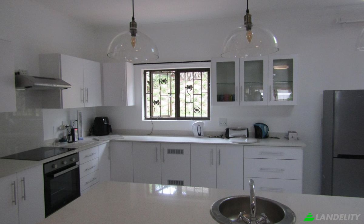 Casa unifamiliare in vendita Prince Edward Rd, Marina Beach, Southbroom, Ugu District Municipality, KwaZulu-Natal, South Africa. Foto 14