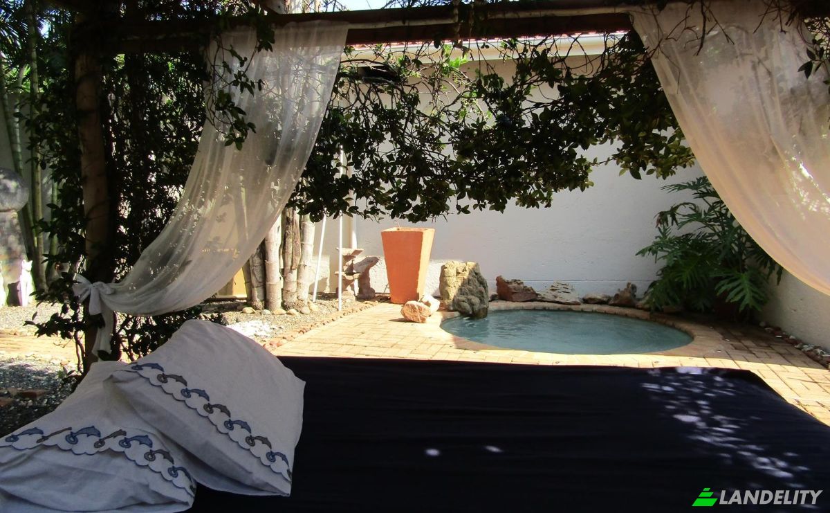 Casa unifamiliare in vendita Prince Edward Rd, Marina Beach, Southbroom, Ugu District Municipality, KwaZulu-Natal, South Africa. Foto 1