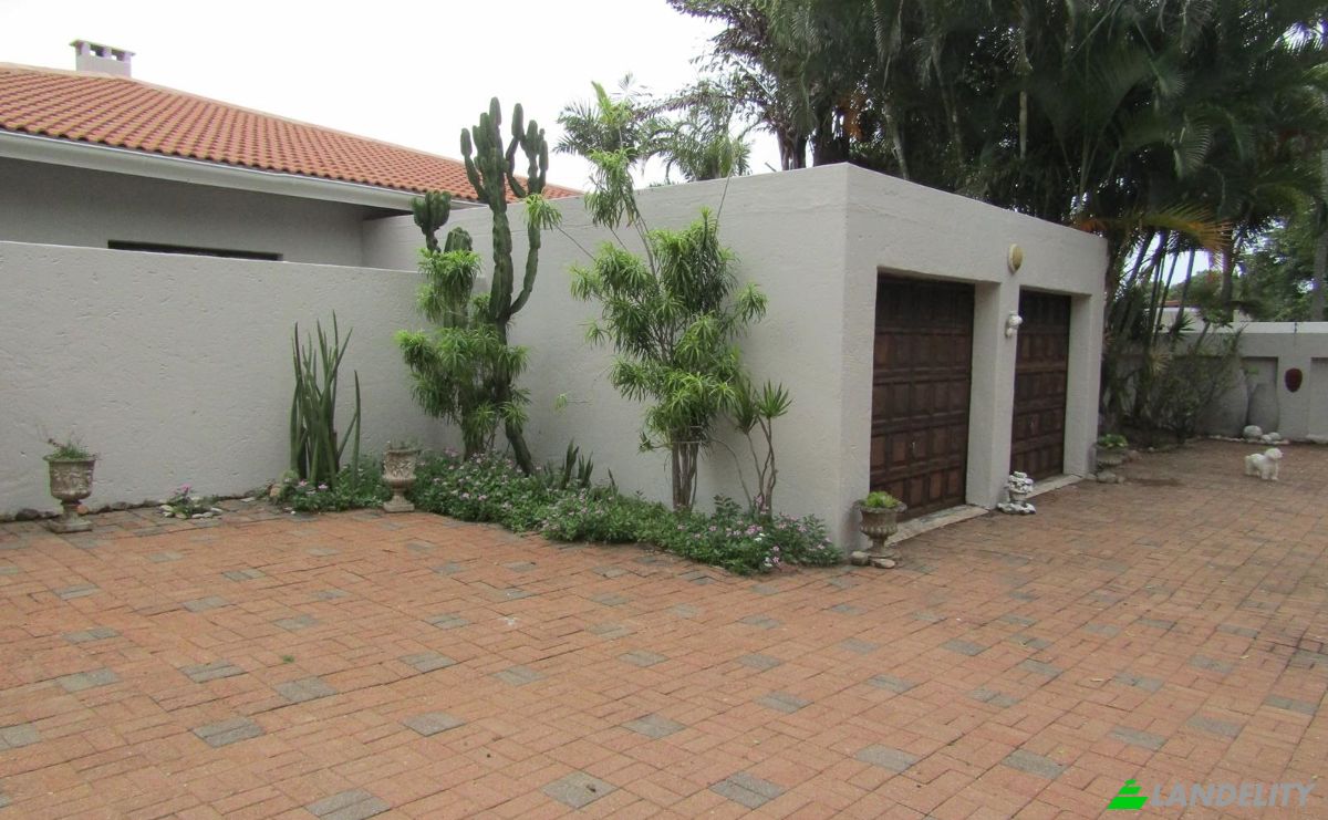 Casa unifamiliare in vendita Prince Edward Rd, Marina Beach, Southbroom, Ugu District Municipality, KwaZulu-Natal, South Africa. Foto 2