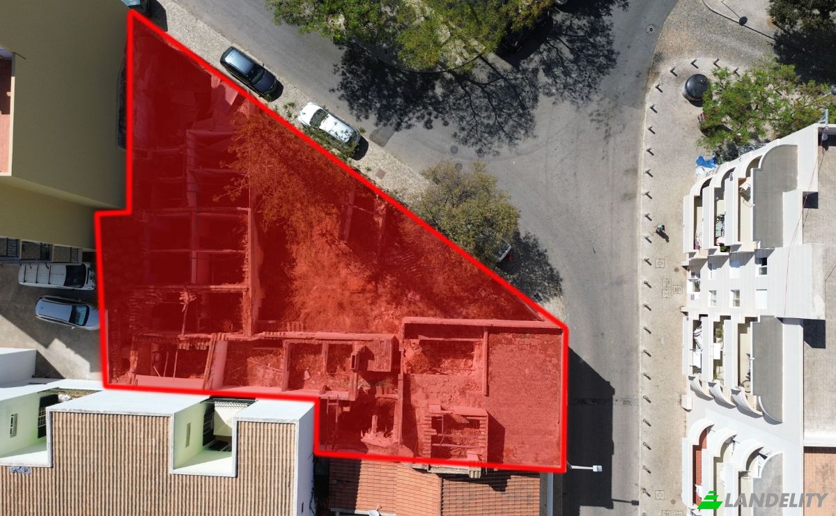 Townhouse for Sale R Frei Luiz da Cruz 9, 8100-580 Loule, Loule, Faro District, Portugal. Photo 9