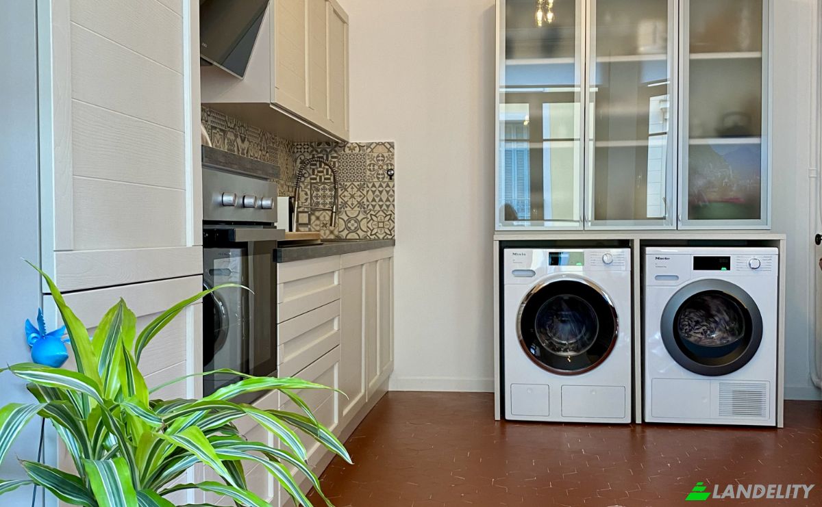 Apartment for Sale 13 Rue Guyau, 06500 Menton, Menton, Alpes-Maritimes, Provence-Alpes-Cote dAzur, France. Photo 10