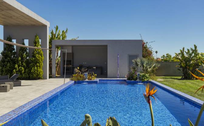Villa for Sale Av Miguel Bombarda 157. Photo#2
