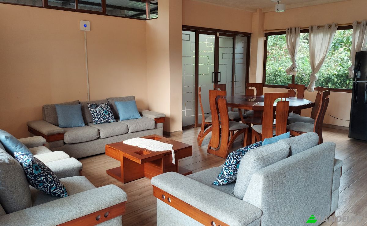 Casa de una sola familia en venta Parroquia Tarqui, Pastaza, Ecuador. Foto 2