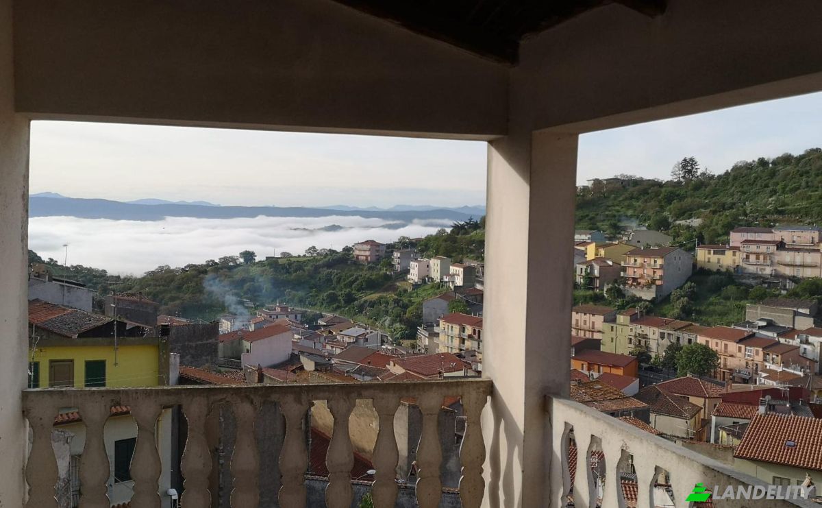 Single Family Home for Sale Via Mazzini, 07010 Bultei SS, Bultei, Province of Sassari, Sardinia, Italy. Photo 2