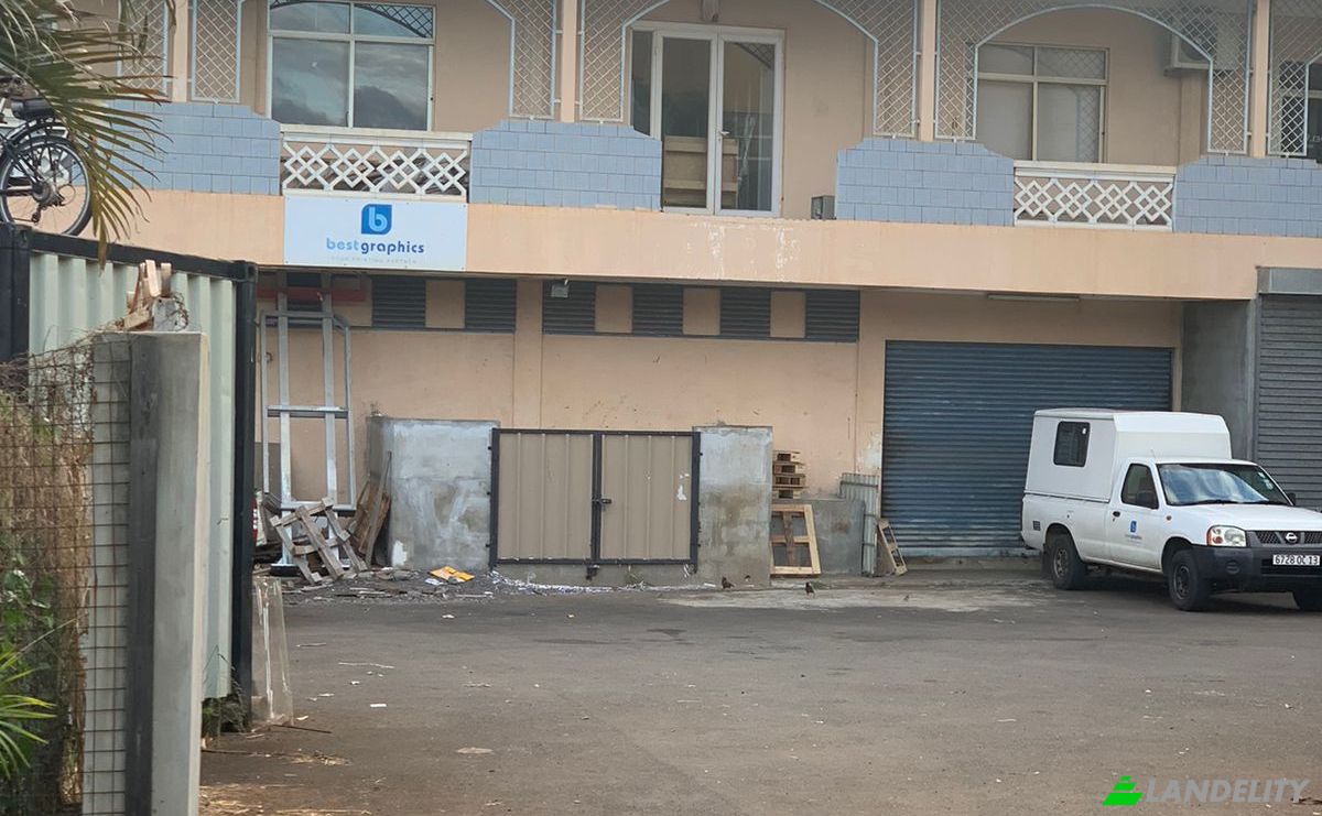 Commercial Building for Sale Petite Riviere, Riviere Noire District, Mauritius. Photo 1