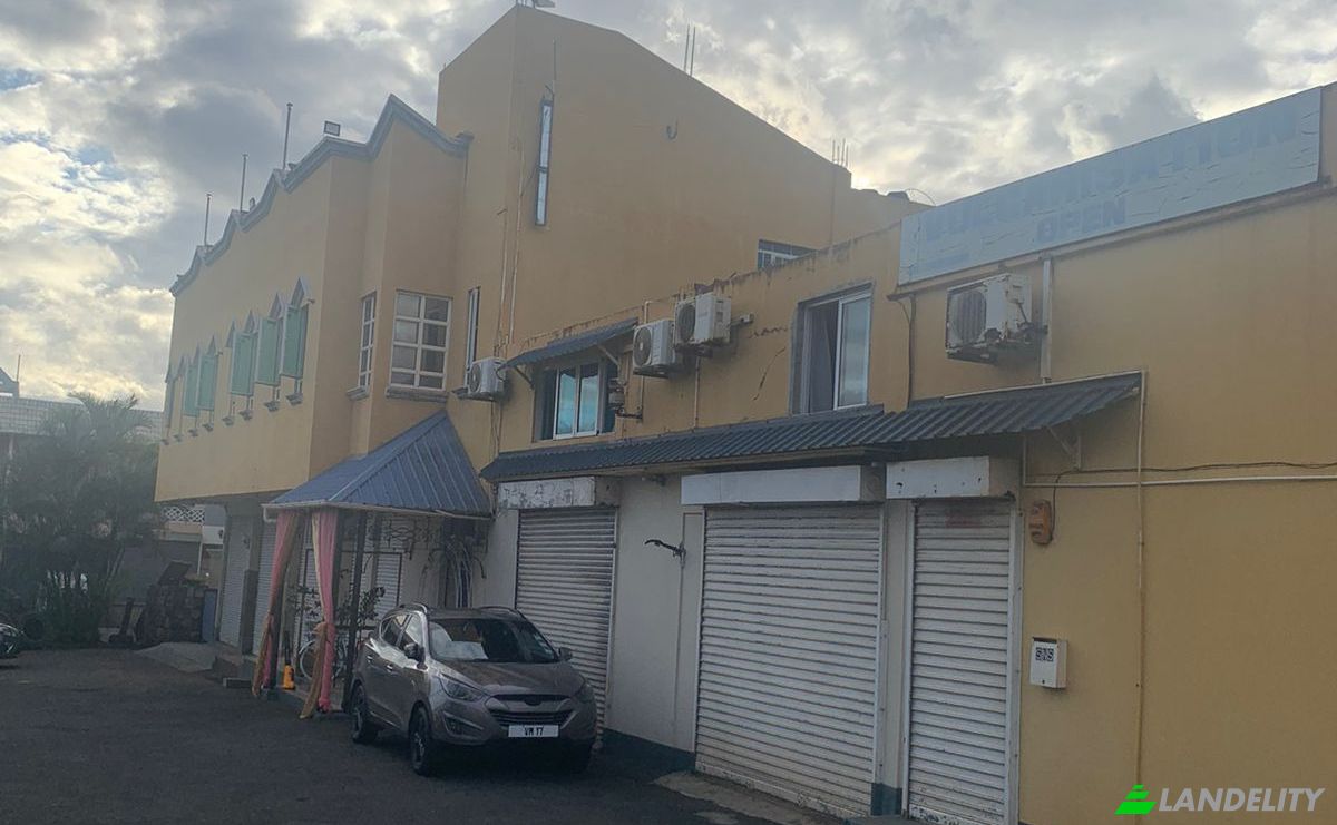 Commercial Building for Sale Petite Riviere, Riviere Noire District, Mauritius. Photo 3