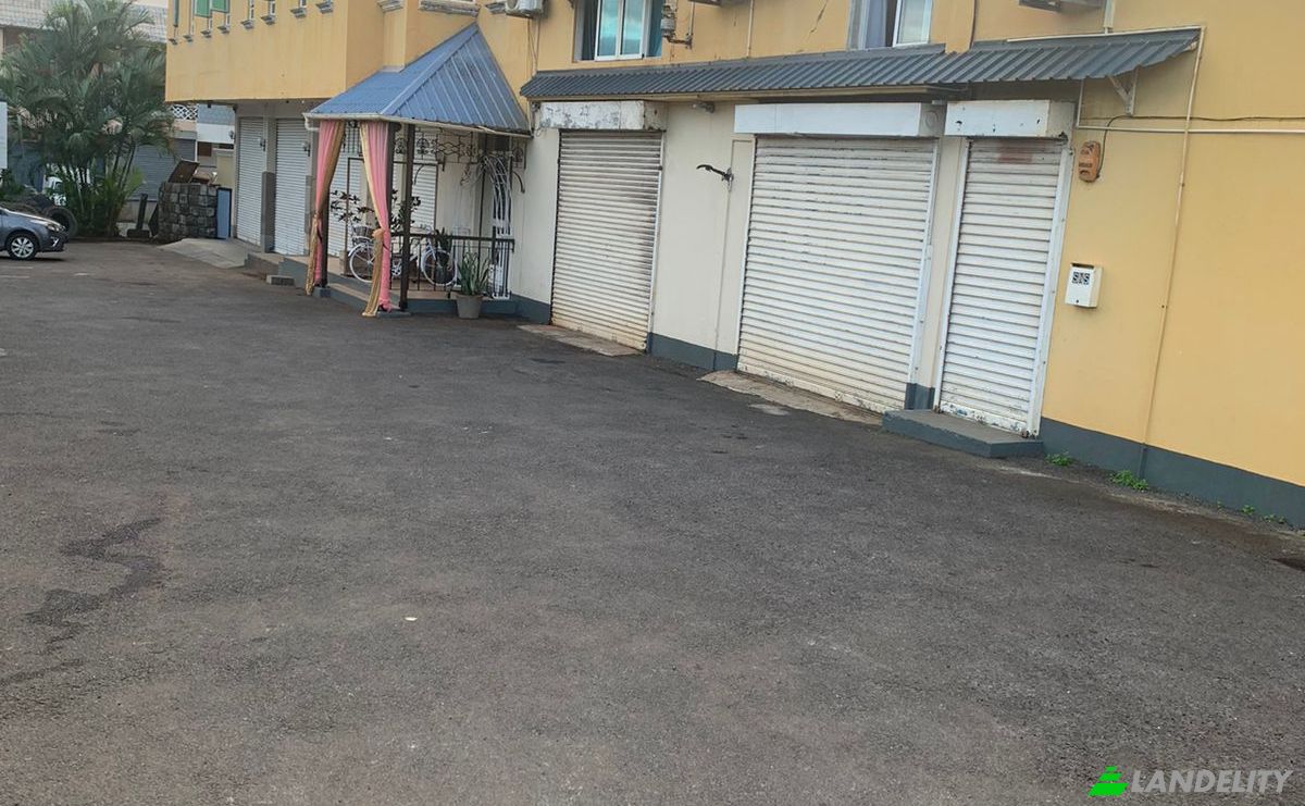 Commercial Building for Sale Petite Riviere, Riviere Noire District, Mauritius. Photo 8