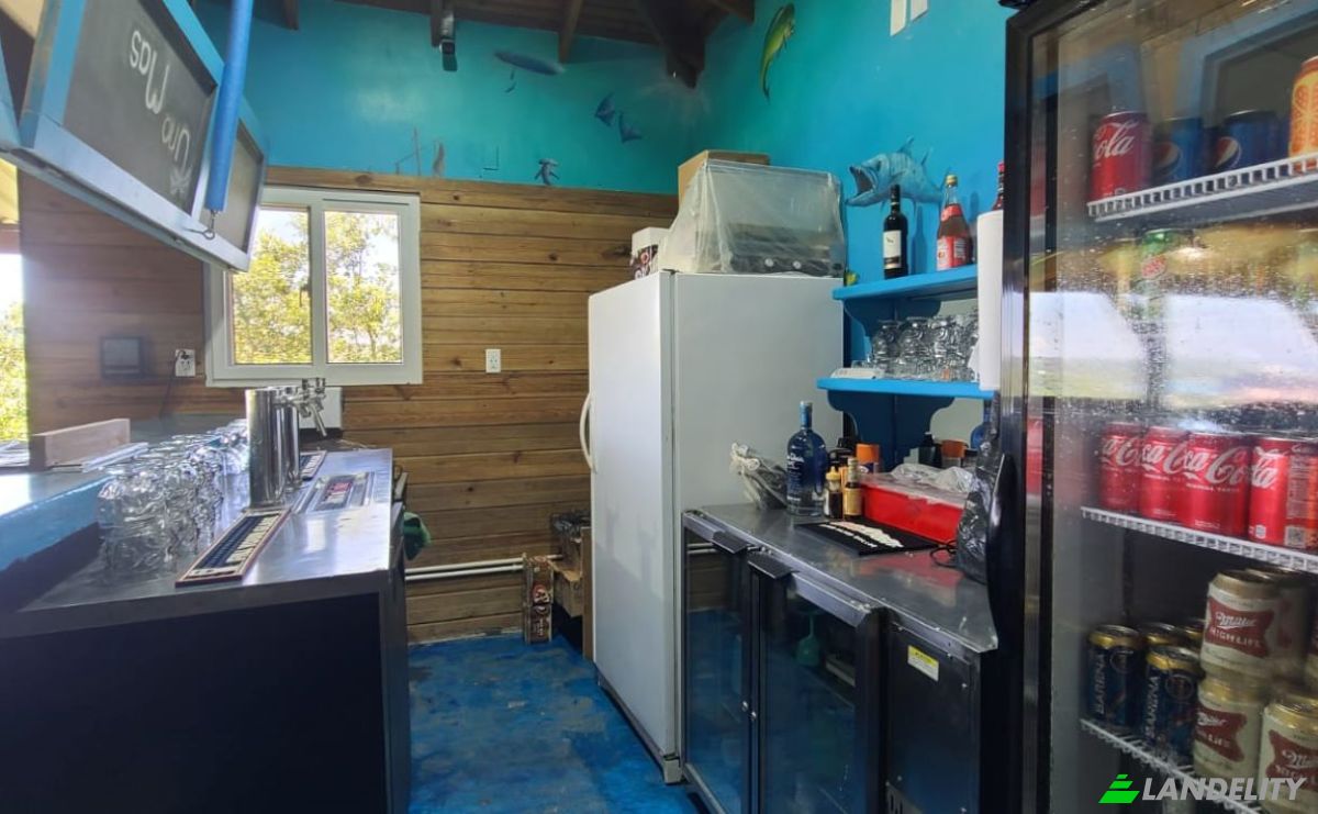 Business for Sale Spanish Town Rd, 34101 Coxen Hole, Coxen Hole, Roatan, Bay Islands Department, Honduras. Photo 14