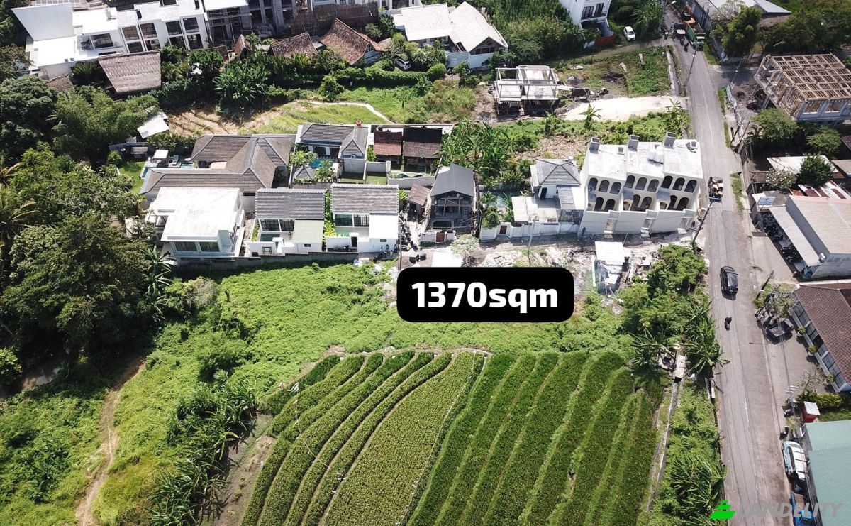 Investing/Development for Sale Jl Raya Tumbakbayuh, Tumbak Bayuh, Kec Mengwi, Kabupaten Badung, Bali 80351, Mengwi, Badung Regency, Bali, Indonesia. Photo 2