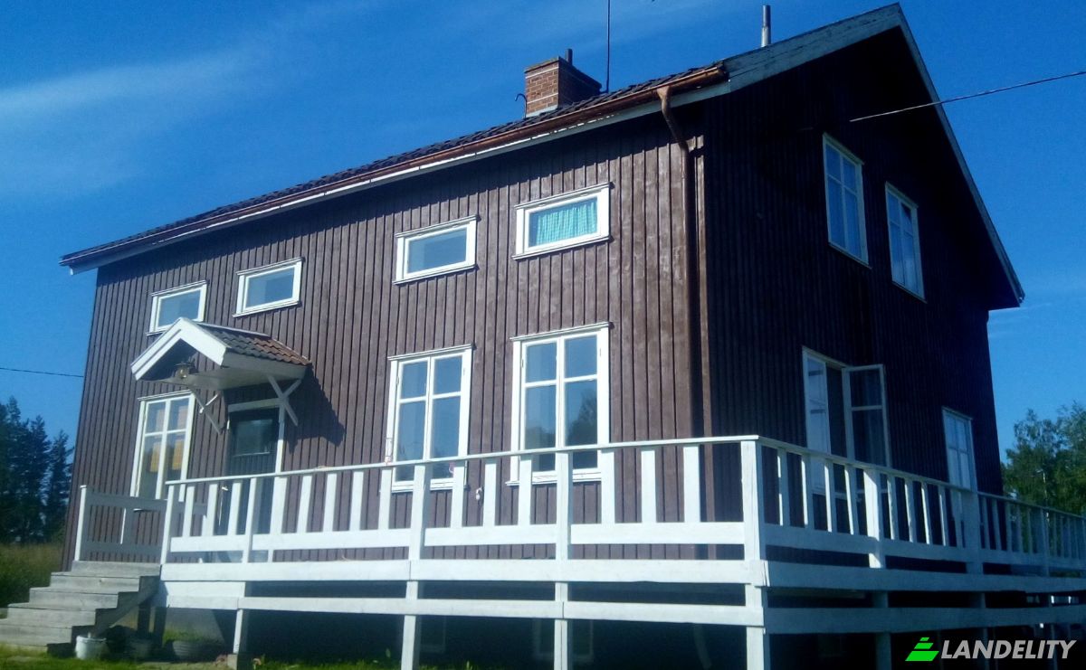 Farm/Ranch for Sale Lomsjo 204, 910 60 Asele, Lomsjo, Asele Municipality, Vasterbotten County, Sweden. Photo 3