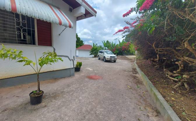 Villa en venta B 4, Sanquinetti, Clarendon. Foto#19