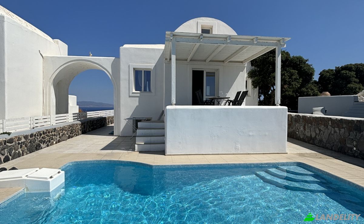 Villa for Sale oia, Finikia 847 02, Finikia, Southern Aegean, Decentralized Administration of the Aegean, Greece. Photo 2