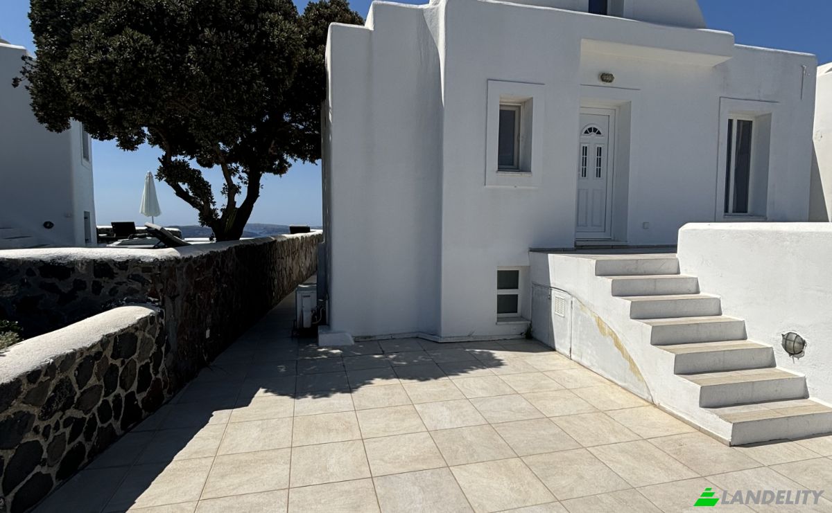 Villa for Sale oia, Finikia 847 02, Finikia, Southern Aegean, Decentralized Administration of the Aegean, Greece. Photo 4