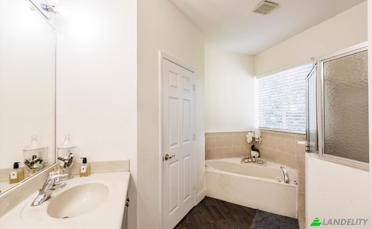 Single Family Home for Sale 20788 SW 89th Path, Cutler Bay, Miami-Dade County, Florida, United States, FL 33189, USA. Photo 15